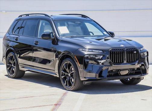 2024 BMW X7 M60i