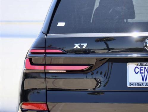 2024 BMW X7 M60i