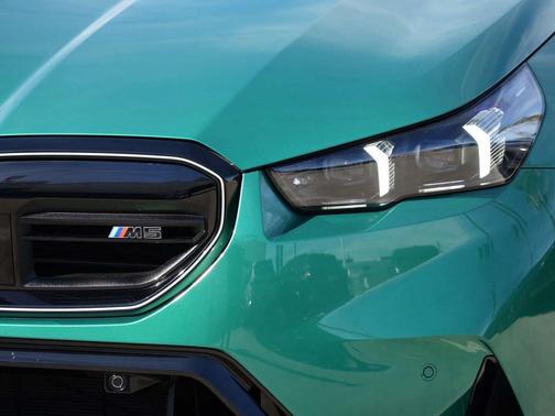 2025 BMW M5 Base