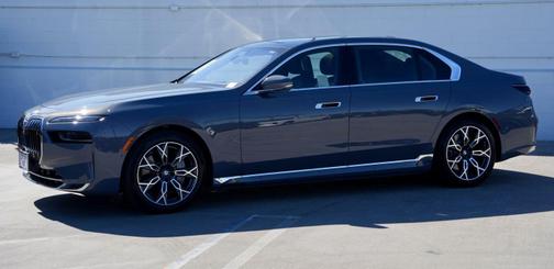 2025 BMW i7 xDrive60