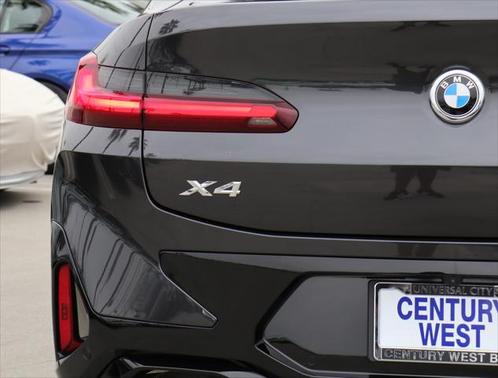 2022 BMW X4 xDrive30i