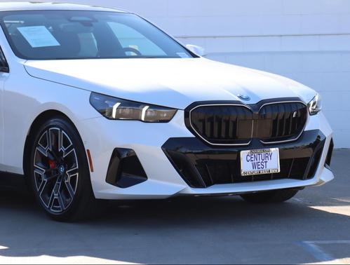 2025 BMW i5 xDrive40