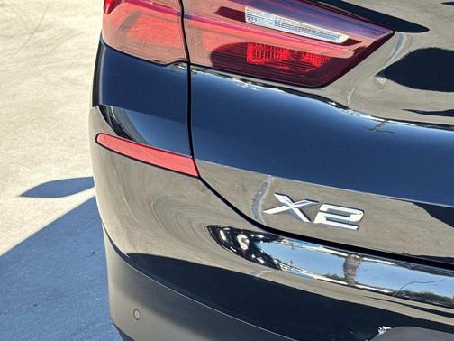 2022 BMW X2 sDrive28i