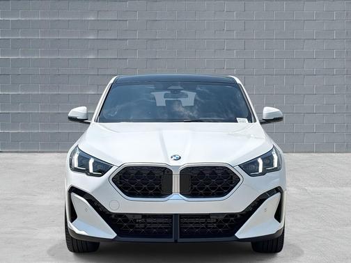 2025 BMW X2 xDrive28i