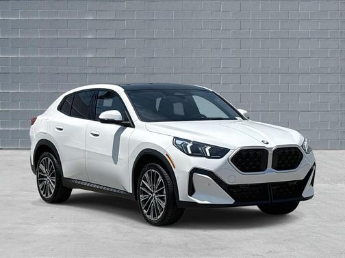 2025 BMW X2 xDrive28i