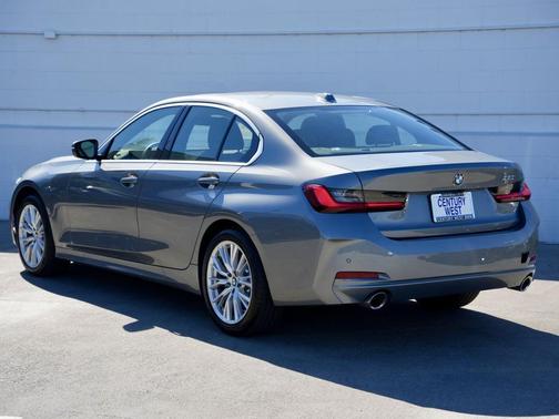 2024 BMW 330 330i Sedan