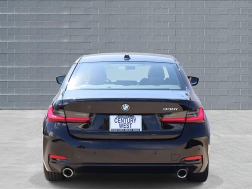 2025 BMW 330 330i Sedan