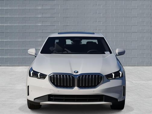 2026 BMW 530 530i
