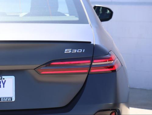 2026 BMW 530 i