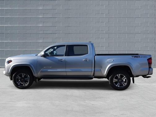 2018 Toyota Tacoma TRD Sport