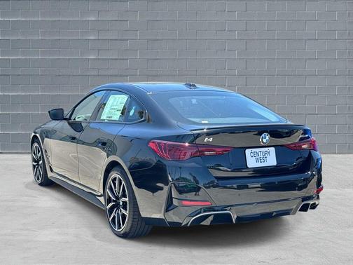 Black Sapphire Metallic 2026 BMW i4 Gran Coupe eDrive40
