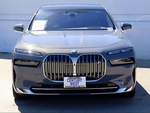 2025 BMW i7 xDrive60