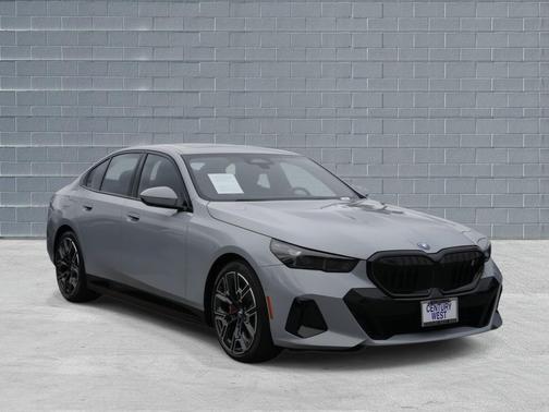 2025 BMW i5 eDrive40