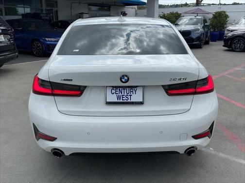 2021 BMW 330 xDrive