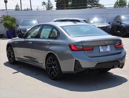 2025 BMW 330 i