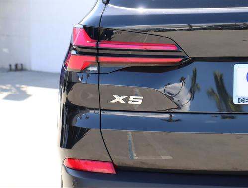 2025 BMW X5 sDrive40i