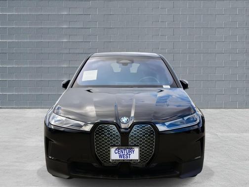 2025 BMW iX xDrive50