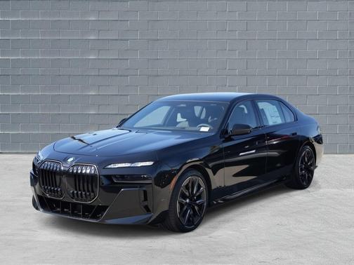 2026 BMW 760 xDrive