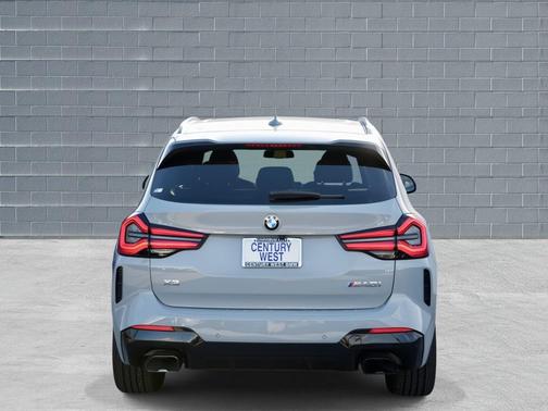 2024 BMW X3 M40i