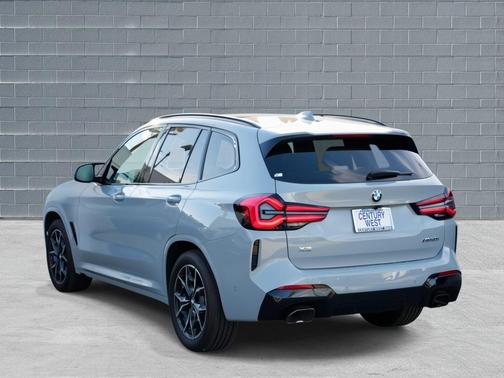 2024 BMW X3 M40i
