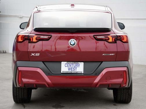 2025 BMW X2 xDrive28i