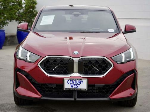 2025 BMW X2 xDrive28i