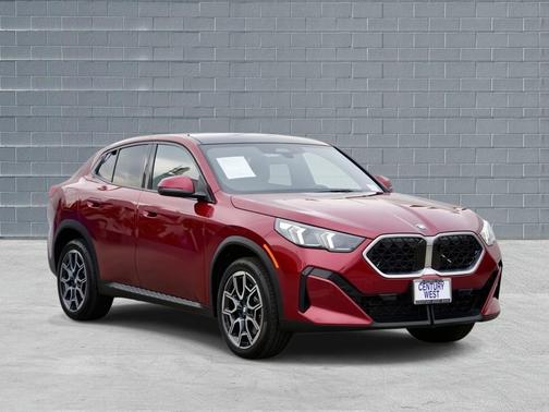 2025 BMW X2 xDrive28i