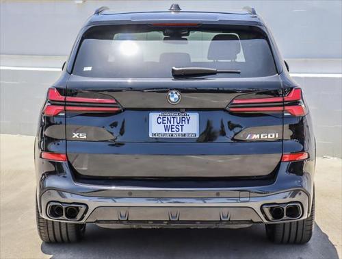 2025 BMW X5 M60i