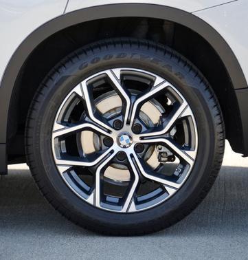 2021 BMW X1 sDrive28i