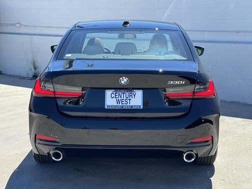 2025 BMW 330 i
