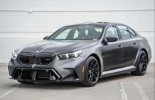 2025 BMW M5 Base