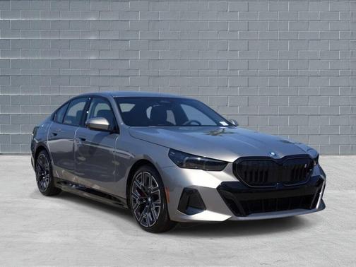 Oxide Grey Metallic 2026 BMW i5 eDrive40