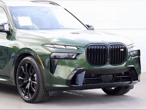 2024 BMW X7 M60i