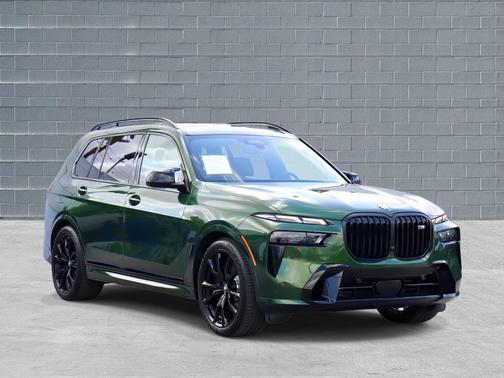 2024 BMW X7 M60i