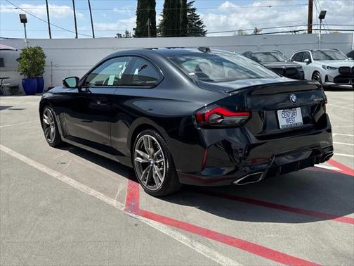2024 BMW M240 i