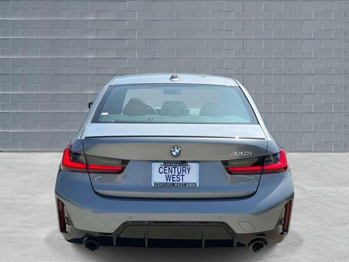 Skyscraper Grey Metallic 2026 BMW 330 330i