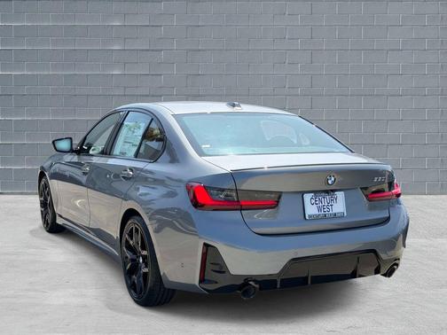 Skyscraper Grey Metallic 2026 BMW 330 330i