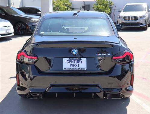 2025 BMW M240 i