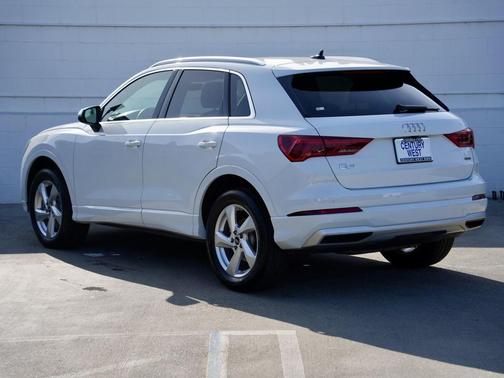 2021 Audi Q3 40 Premium