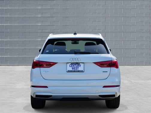 2021 Audi Q3 40 Premium