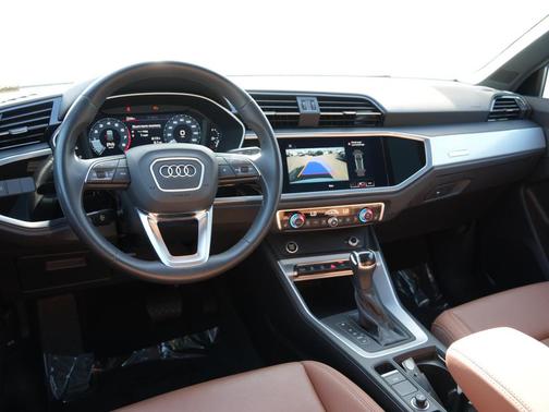 2021 Audi Q3 40 Premium