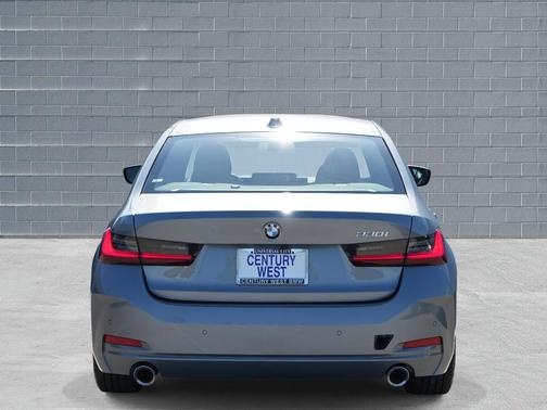 2025 BMW 330 330i Sedan