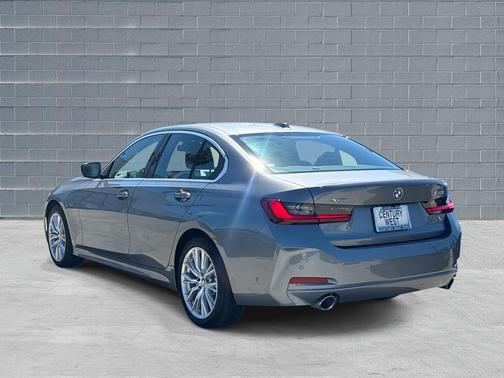 2024 BMW 330 i xDrive