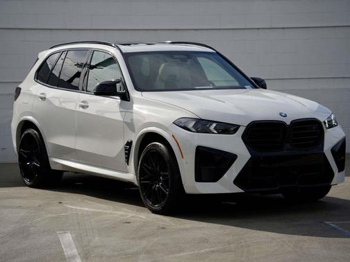 2025 BMW X5 M Base