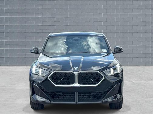 Jet Black 2026 BMW X2 xDrive28i