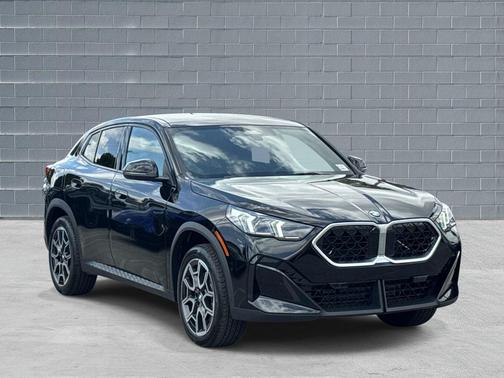 Jet Black 2026 BMW X2 xDrive28i