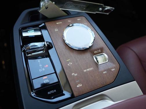 2022 BMW iX xDrive50