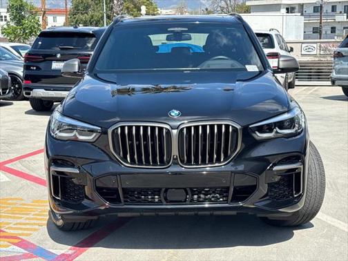 2022 BMW X5 M50i