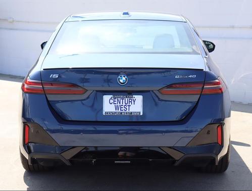 2026 BMW i5 eDrive40