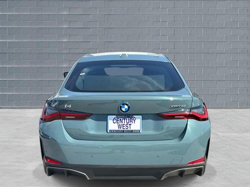 Cape York Green Metallic 2025 BMW i4 Gran Coupe xDrive40